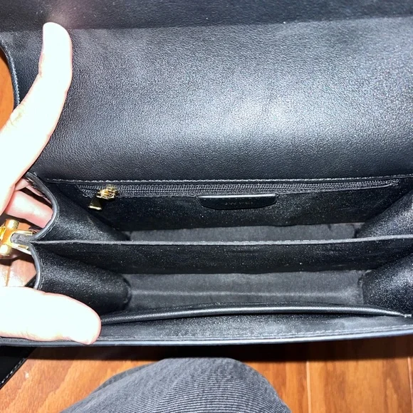 JW PEI Black Croc Embossed Shoulder Bag - Picture 5 of 6